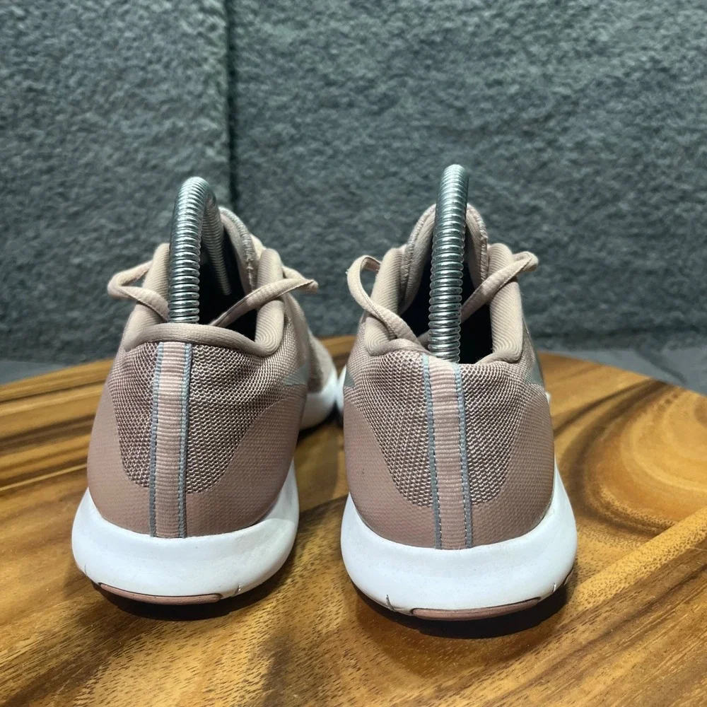 Nike Flex Experience RN 8 Women's‎ Running Shoes Rose Gold White Size 7.5